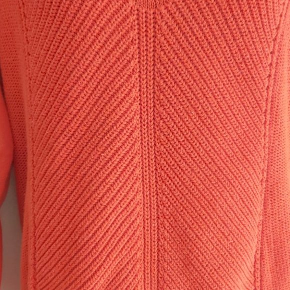 VINCE CAMUTO | Women's Long Sleeve Crew Neck Knit Sweater Orange Size Medium - Picture 3 of 7